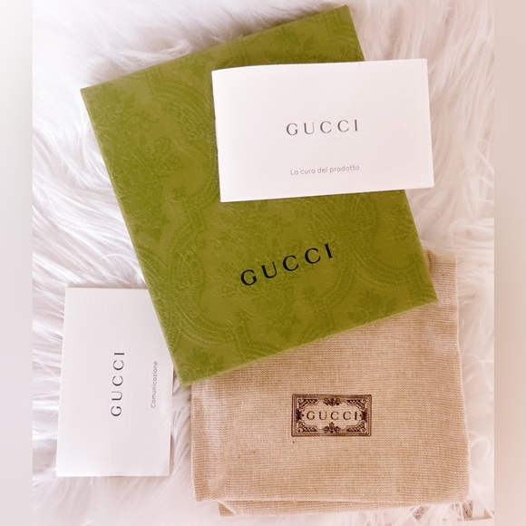 GUCCI GG Marmont leather bi-fold wallet NEW with box dust bag care booklets SOLD - Picture 16 of 16